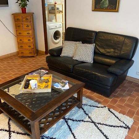 Charmant Appartement Au Coeur Du Village Tourrettes-sur-Loup Exteriör bild